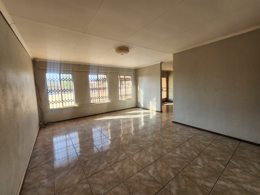 3 Bedroom Property for Sale in Flamingo Park Free State